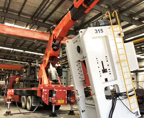 杞县提升工作效率，选择优质折臂吊租赁服务