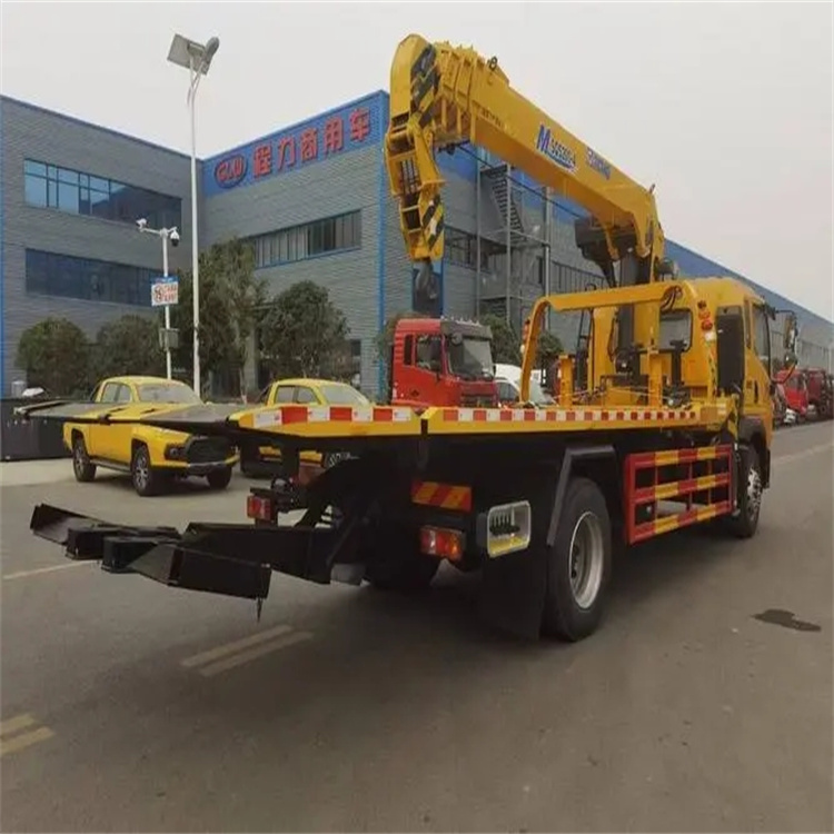 杞县附近小随车吊出租电话，轻松解决搬运烦恼