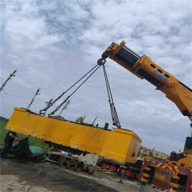 杞县随车吊吊集装箱怎么吊